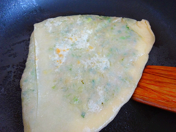 千層肉餅的做法-咸鮮味烙菜譜-易網(wǎng)健康養(yǎng)生網(wǎng) 千層肉餅的做法-咸鮮味烙菜譜