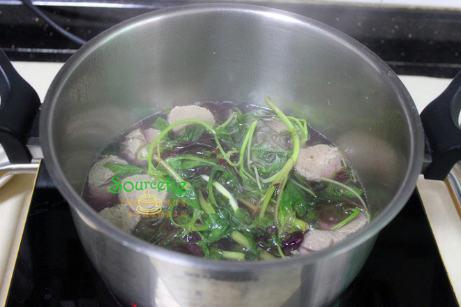 莧菜牛肉丸湯的做法-家常味煮菜譜-易網(wǎng)健康養(yǎng)生網(wǎng) 莧菜牛肉丸湯的做法-家常味煮菜譜
