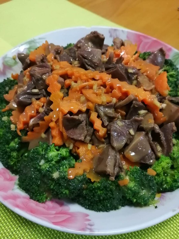 鴨胗西蘭花的做法-家常味煮菜譜-易網健康養生網 鴨胗西蘭花的做法-家常味煮菜譜