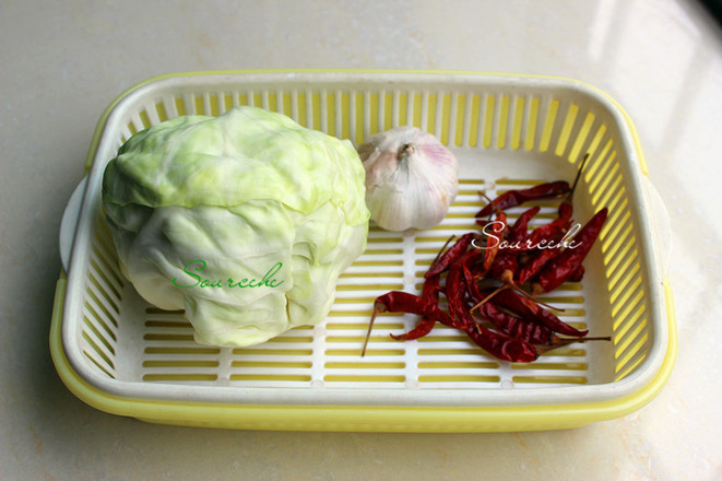 干鍋包菜的做法-麻辣味炒菜譜-易網(wǎng)<a href=http://www.jjkd2019.cn/ target=_blank class=infotextkey>健康養(yǎng)生</a>網(wǎng) 干鍋包菜的做法-麻辣味炒菜譜