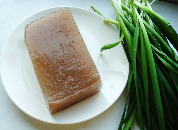 韭菜炒魔芋的做法-香辣味炒菜譜-易網<a href=http://www.jjkd2019.cn/ target=_blank class=infotextkey>健康養生</a>網 韭菜炒魔芋的做法-香辣味炒菜譜