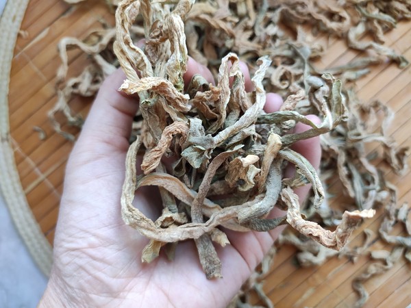 拌蘿卜干的做法-香辣味拌菜譜-易網<a href=http://www.jjkd2019.cn/ target=_blank class=infotextkey>健康養生</a>網 拌蘿卜干的做法-香辣味拌菜譜