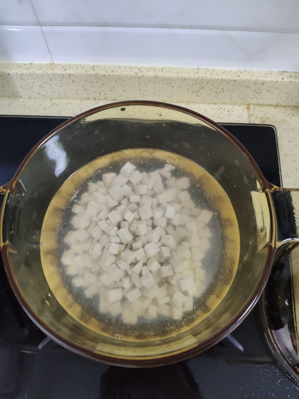 麻婆豆腐包子的做法-香辣味蒸菜譜-易網(wǎng)健康養(yǎng)生網(wǎng) 麻婆豆腐包子的做法-香辣味蒸菜譜