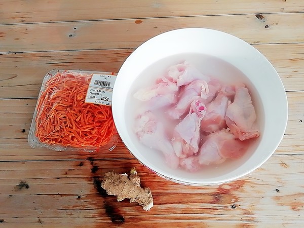 蟲草花蒸雞腿的做法-家常味蒸菜譜-易網<a href=http://www.jjkd2019.cn/ target=_blank class=infotextkey>健康養生</a>網 蟲草花蒸雞腿的做法-家常味蒸菜譜