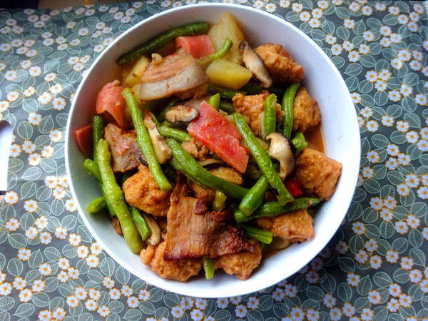 家常燉菜的做法-咸鮮味燉菜譜-易網健康養生網 家常燉菜的做法-咸鮮味燉菜譜