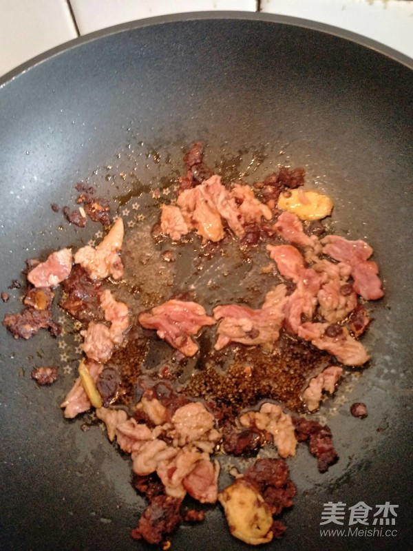 牛肉鍋,辣味牛肉,扒拉鍋的做法-家常味炒菜譜-易網健康養(yǎng)生網 牛肉鍋,辣味牛肉,扒拉鍋的做法-家常味炒菜譜