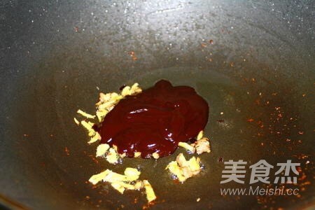 京醬肉絲的做法-醬香味燒菜譜-易網健康養(yǎng)生網 京醬肉絲的做法-醬香味燒菜譜