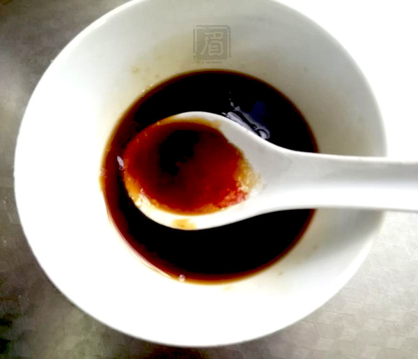 花蛤粉絲煲的做法-咸鮮味煲菜譜-易網健康養生網 花蛤粉絲煲的做法-咸鮮味煲菜譜