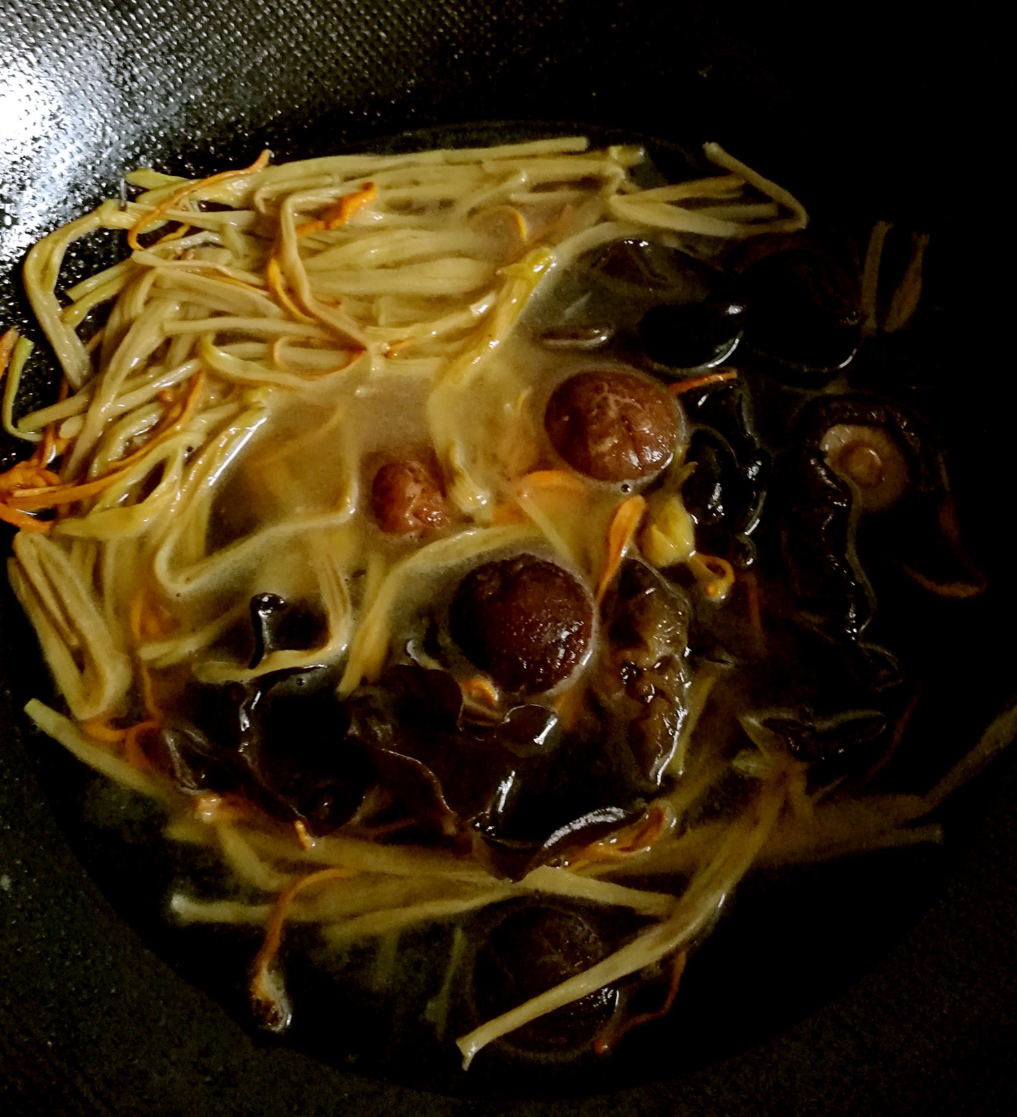 菌菇玉子豆腐的做法-其它口味燒菜譜-易網(wǎng)健康養(yǎng)生網(wǎng) 菌菇玉子豆腐的做法-其它口味燒菜譜
