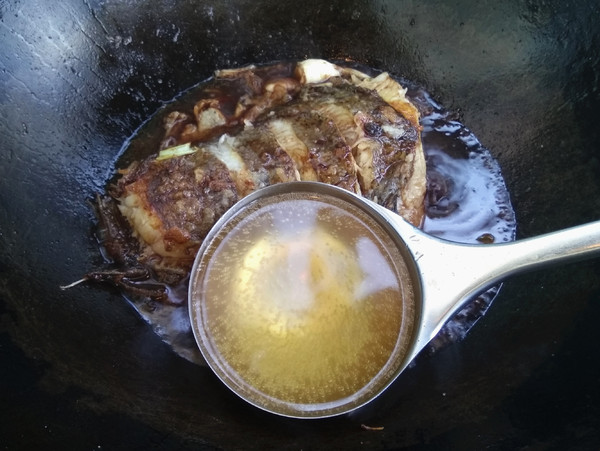 啤酒燒鰈魚(yú)的做法-咸鮮味燒菜譜-易網(wǎng)健康養(yǎng)生網(wǎng) 啤酒燒鰈魚(yú)的做法-咸鮮味燒菜譜