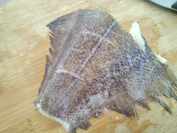 啤酒燒鰈魚(yú)的做法-咸鮮味燒菜譜-易網(wǎng)<a href=http://www.jjkd2019.cn/ target=_blank class=infotextkey>健康養(yǎng)生</a>網(wǎng) 啤酒燒鰈魚(yú)的做法-咸鮮味燒菜譜