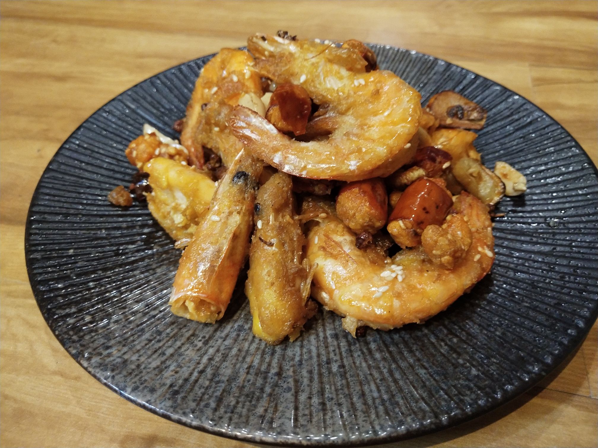 香辣蝦的做法-香辣味炸菜譜-易網(wǎng)健康養(yǎng)生網(wǎng) 香辣蝦的做法-香辣味炸菜譜