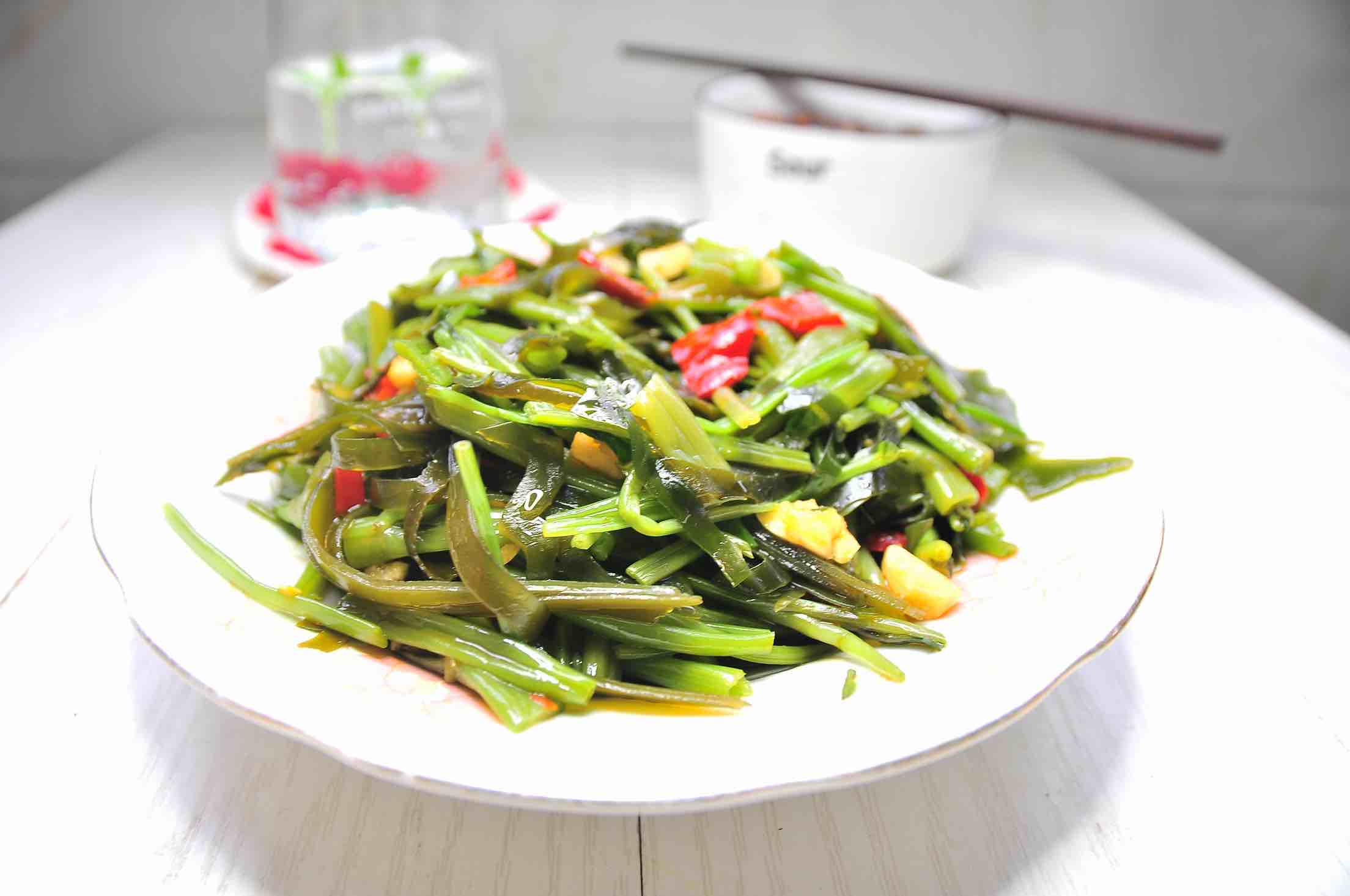 空心菜拌海帶的做法-家常味拌菜譜-易網(wǎng)健康養(yǎng)生網(wǎng) 空心菜拌海帶的做法-家常味拌菜譜