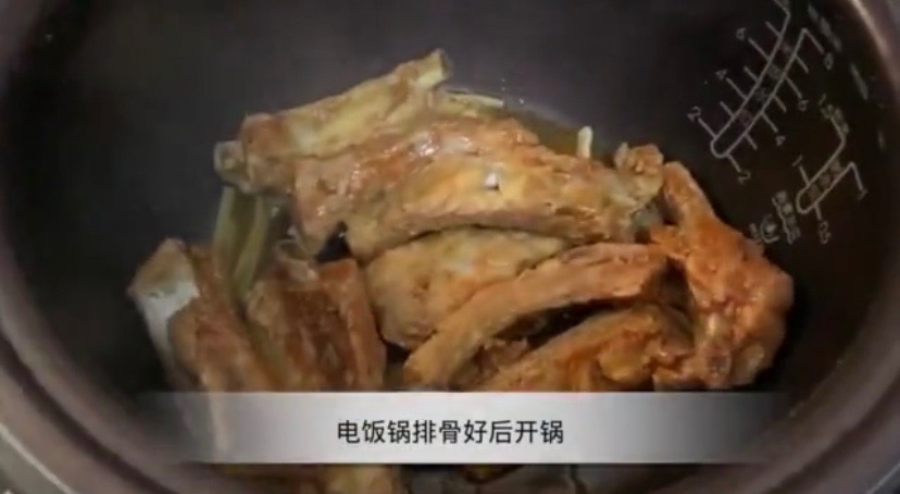 雙拼焗烤排骨的做法-咸鮮味烤菜譜-易網健康養生網 雙拼焗烤排骨的做法-咸鮮味烤菜譜