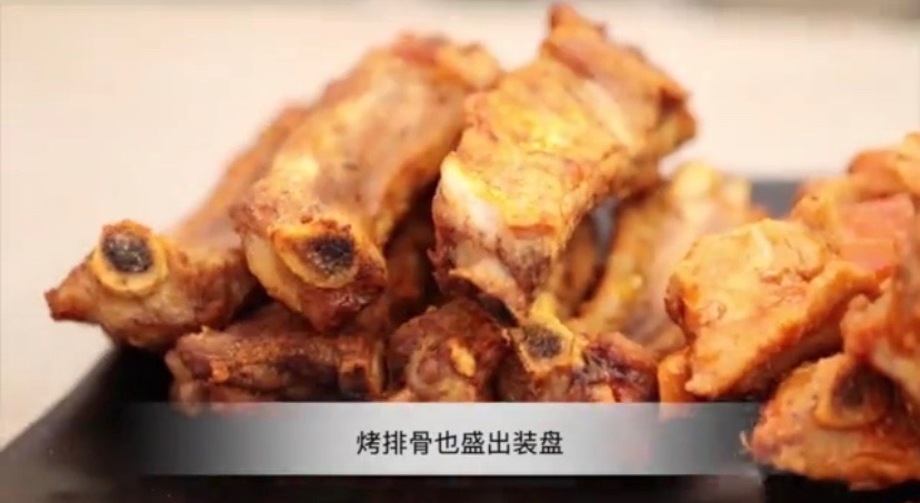 雙拼焗烤排骨的做法-咸鮮味烤菜譜-易網健康養生網 雙拼焗烤排骨的做法-咸鮮味烤菜譜