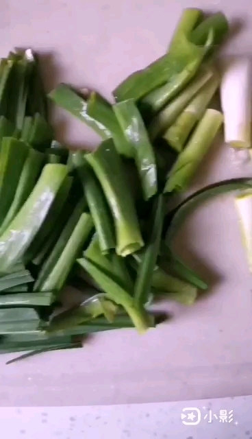 大蒜炒豬肚的做法-家常味炒菜譜