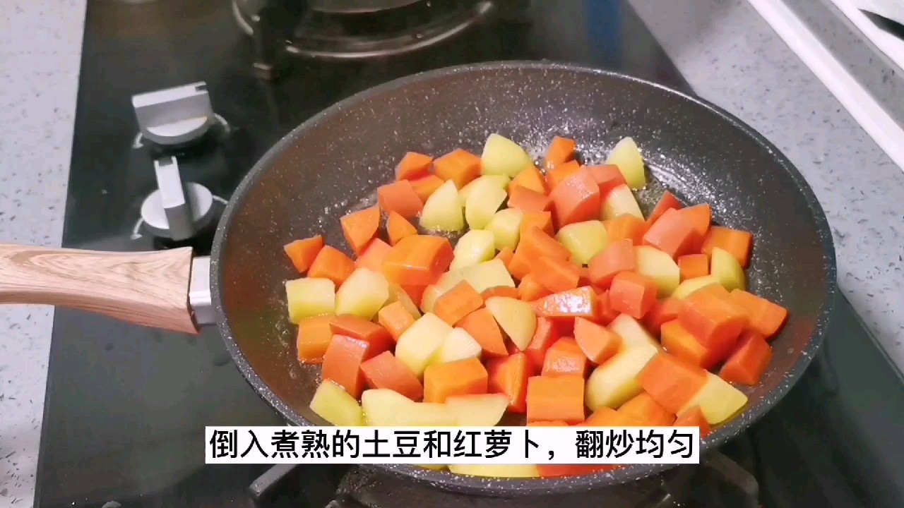 飽腹感極強(qiáng)的沙拉拼盤(pán)，蔬菜，雞蛋，肉應(yīng)有盡有的做法-其它口味炒菜譜