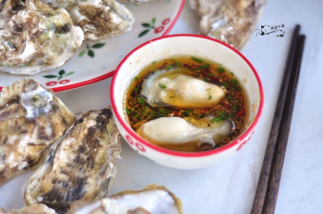秘制蒸生蠔#最美不過(guò)中秋味#的做法-家常味蒸菜譜-易網(wǎng)健康養(yǎng)生網(wǎng) 秘制蒸生蠔#最美不過(guò)中秋味#的做法-家常味蒸菜譜
