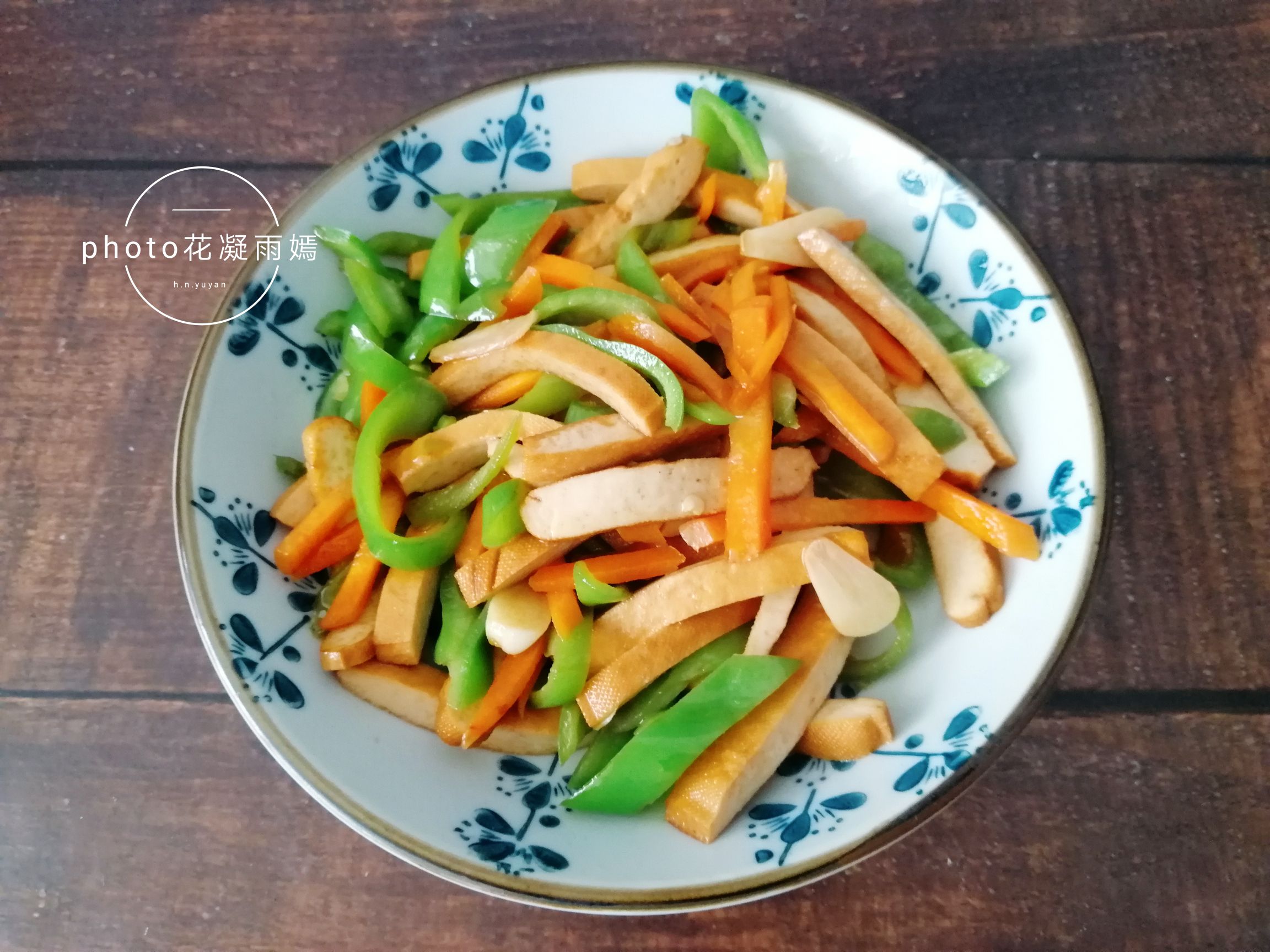 尖椒豆干的做法-家常味炒菜譜-易網健康養生網 尖椒豆干的做法-家常味炒菜譜