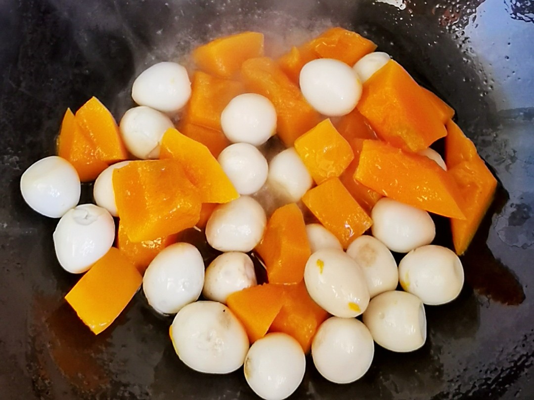 粵菜傳統(tǒng)名菜簡易家常版－珍珠南瓜，清甜軟糯，老人孩子都愛吃的做法-家常味炒菜譜