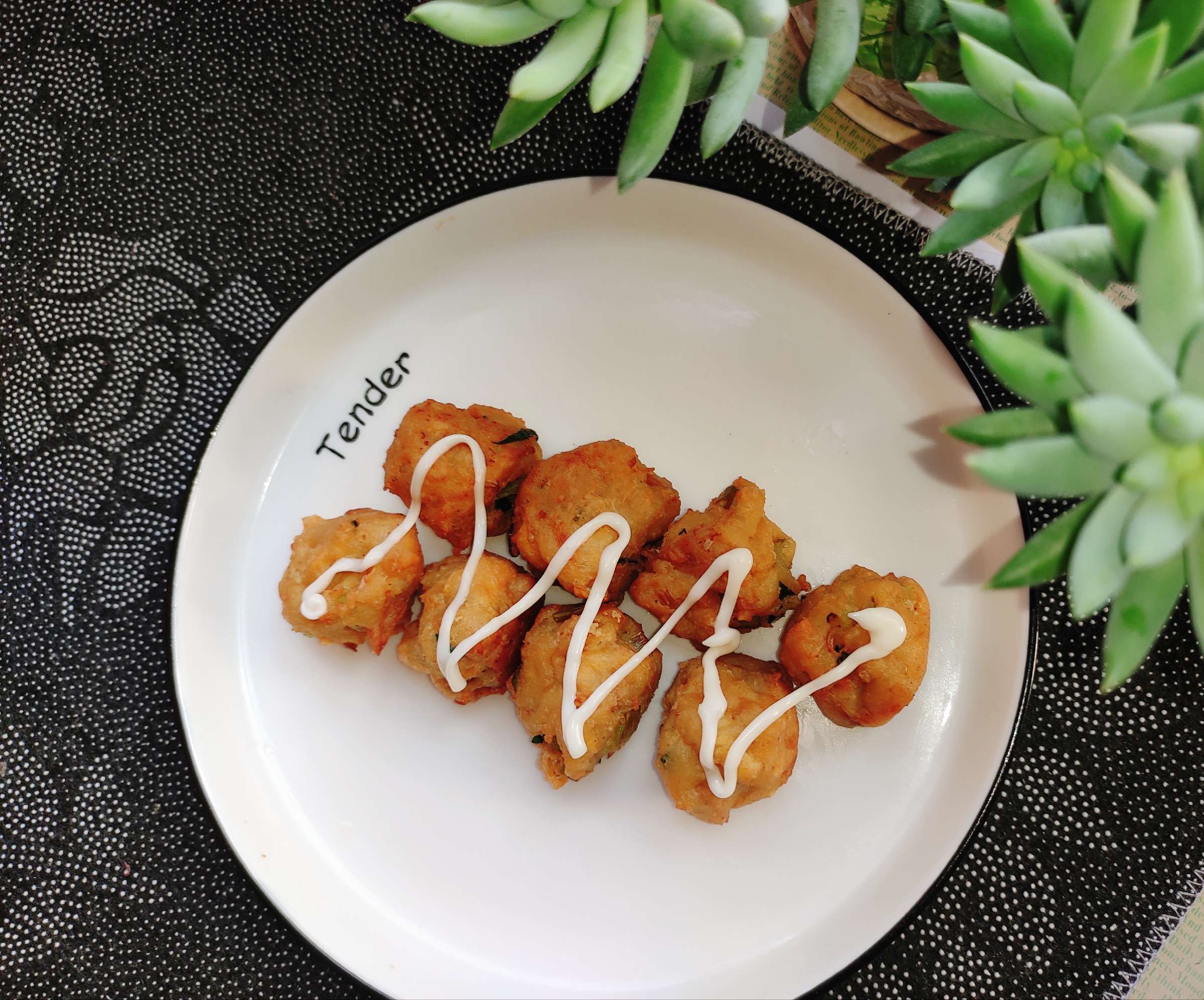 沙拉豆腐丸子的做法-甜味炸菜譜-易網健康養生網 沙拉豆腐丸子的做法-甜味炸菜譜