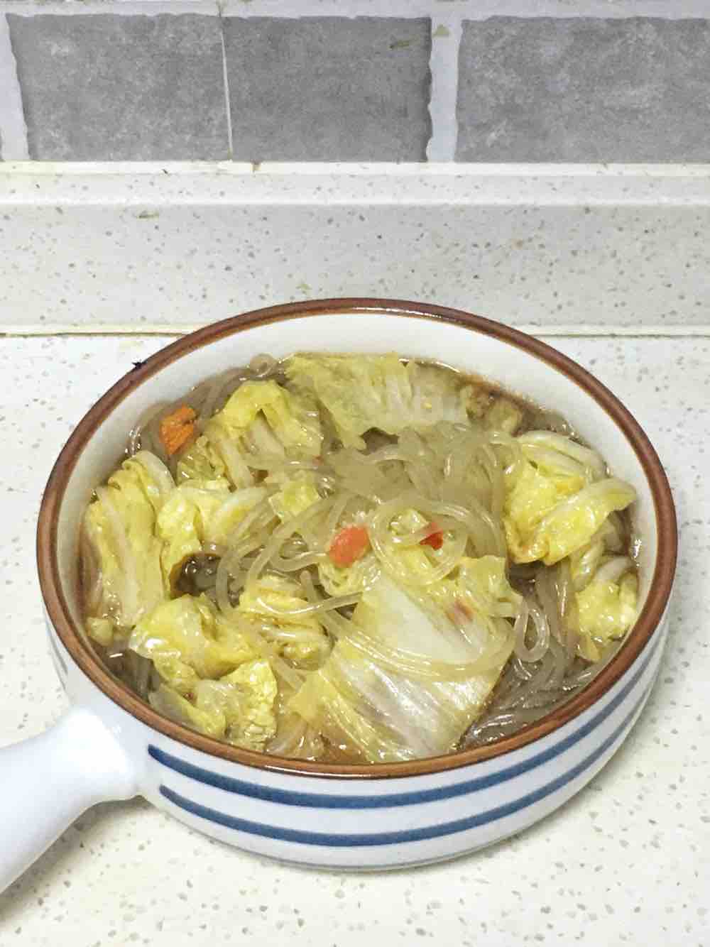 白菜粉絲湯的做法-家常味煮菜譜-易網健康養生網 白菜粉絲湯的做法-家常味煮菜譜