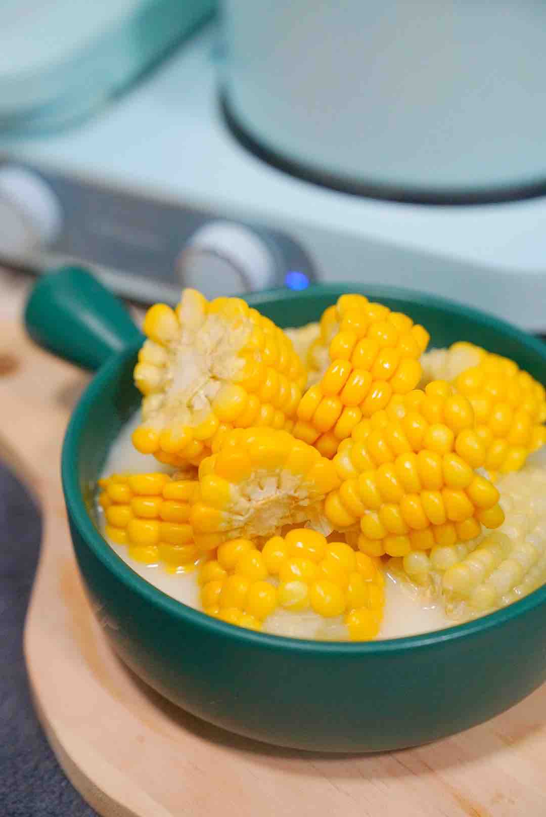 奶香玉米的做法-甜味煮菜譜-易網健康養生網 奶香玉米的做法-甜味煮菜譜