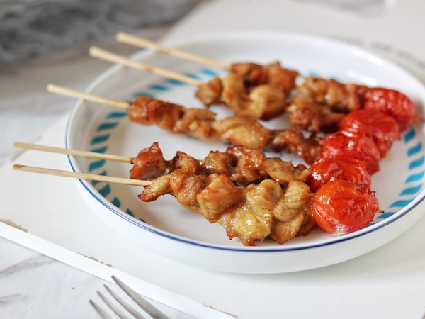 烤雞肉串(空氣炸鍋)的做法-家常味烤菜譜-易網健康養生網 烤雞肉串(空氣炸鍋)的做法-家常味烤菜譜