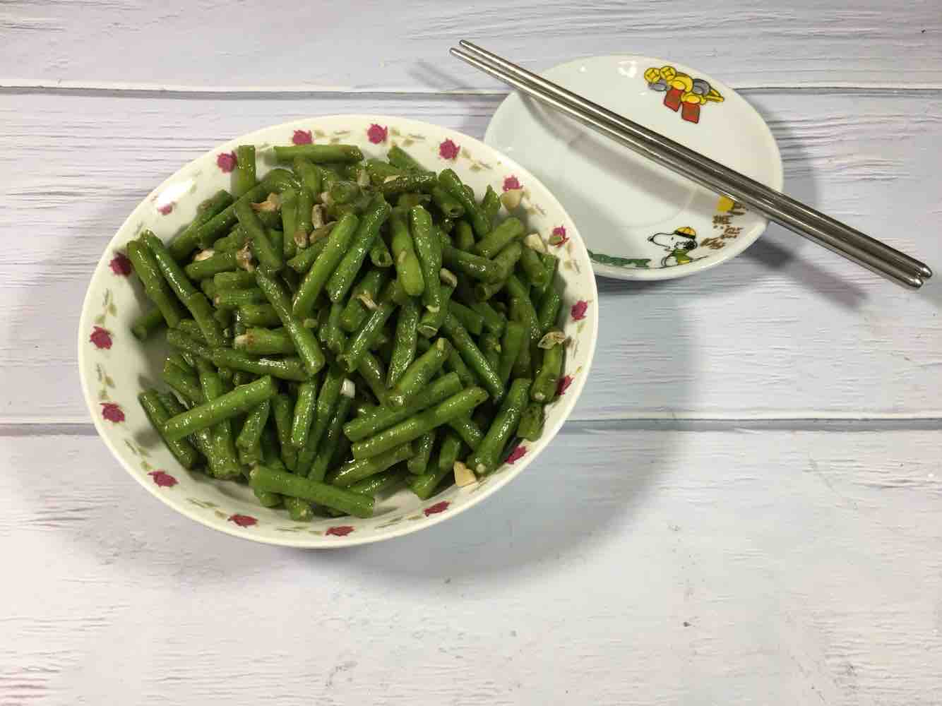 素炒豆角的做法-家常味炒菜譜-易網健康養生網 素炒豆角的做法-家常味炒菜譜