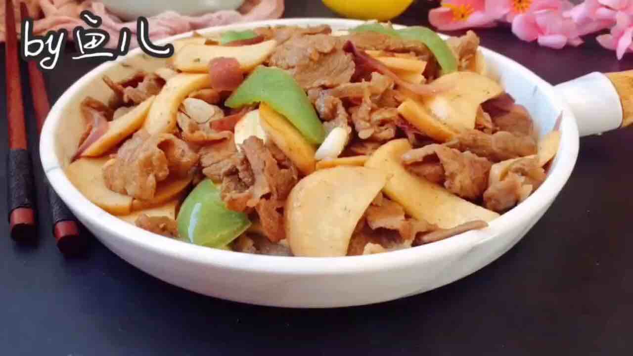教你杏鮑菇新吃法，上桌就被搶光了！的做法-家常味炒菜譜