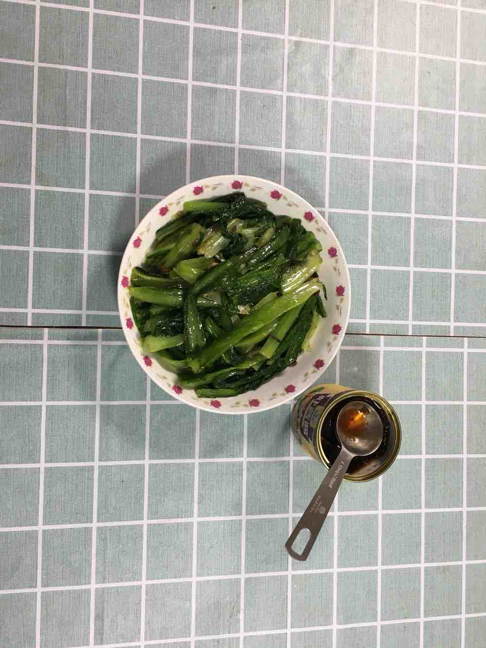 油麥菜加這種醬炒不比豆豉鯪魚油麥菜味道差的做法-其它口味炒菜譜-易網(wǎng)健康養(yǎng)生網(wǎng) 油麥菜加這種醬炒不比豆豉鯪魚油麥菜味道差的做法-其它口味炒菜譜