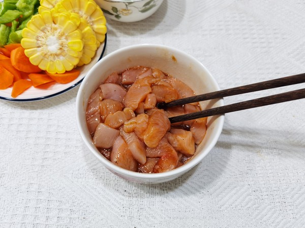 西藍花玉米烤雞胸肉的做法-咸鮮味烤菜譜-易網<a href=http://www.jjkd2019.cn/ target=_blank class=infotextkey>健康養生</a>網 西藍花玉米烤雞胸肉的做法-咸鮮味烤菜譜
