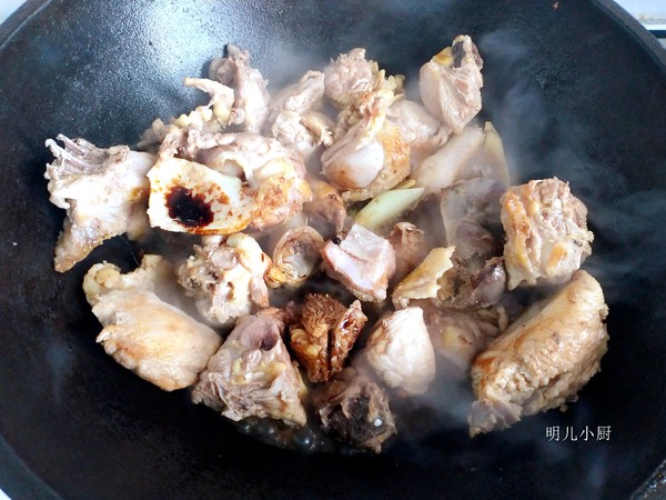 木耳燉雞的做法-家常味燉菜譜-易網(wǎng)健康養(yǎng)生網(wǎng) 木耳燉雞的做法-家常味燉菜譜