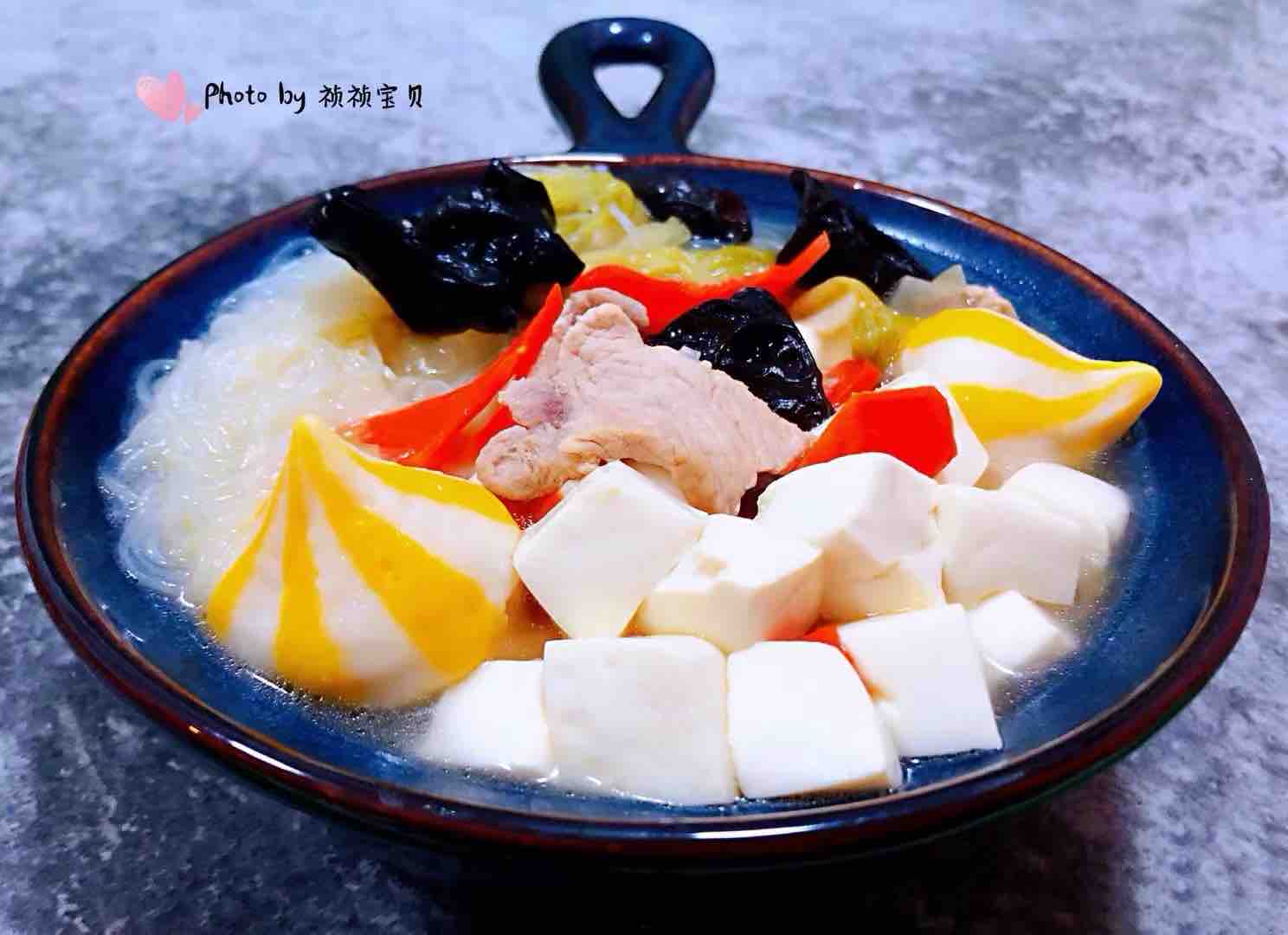豬肉白菜海膽丸豆腐粉絲湯的做法-咸鮮味煮菜譜