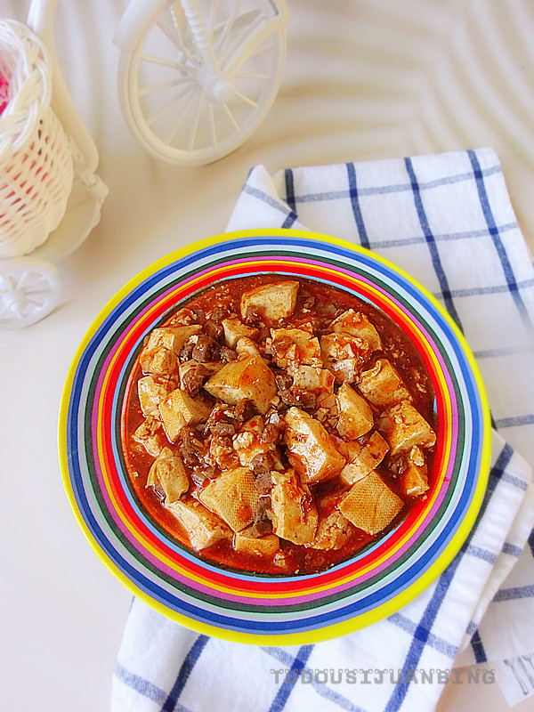 肉末豆腐的做法-香辣味燉菜譜-易網(wǎng)健康養(yǎng)生網(wǎng) 肉末豆腐的做法-香辣味燉菜譜