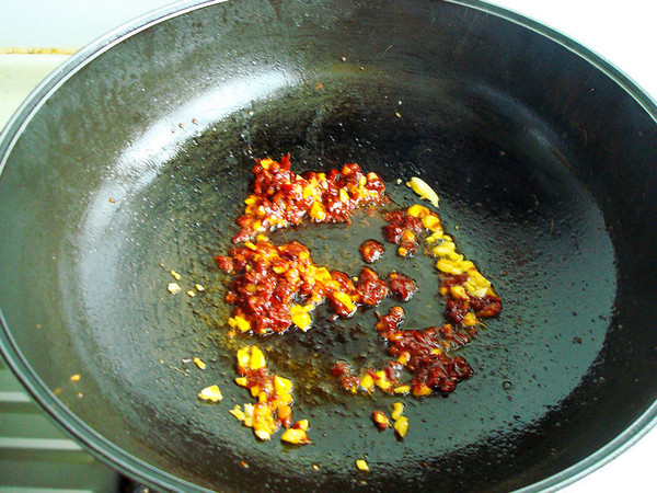 茄子燒豆角的做法-醬香味燒菜譜-易網健康養生網 茄子燒豆角的做法-醬香味燒菜譜