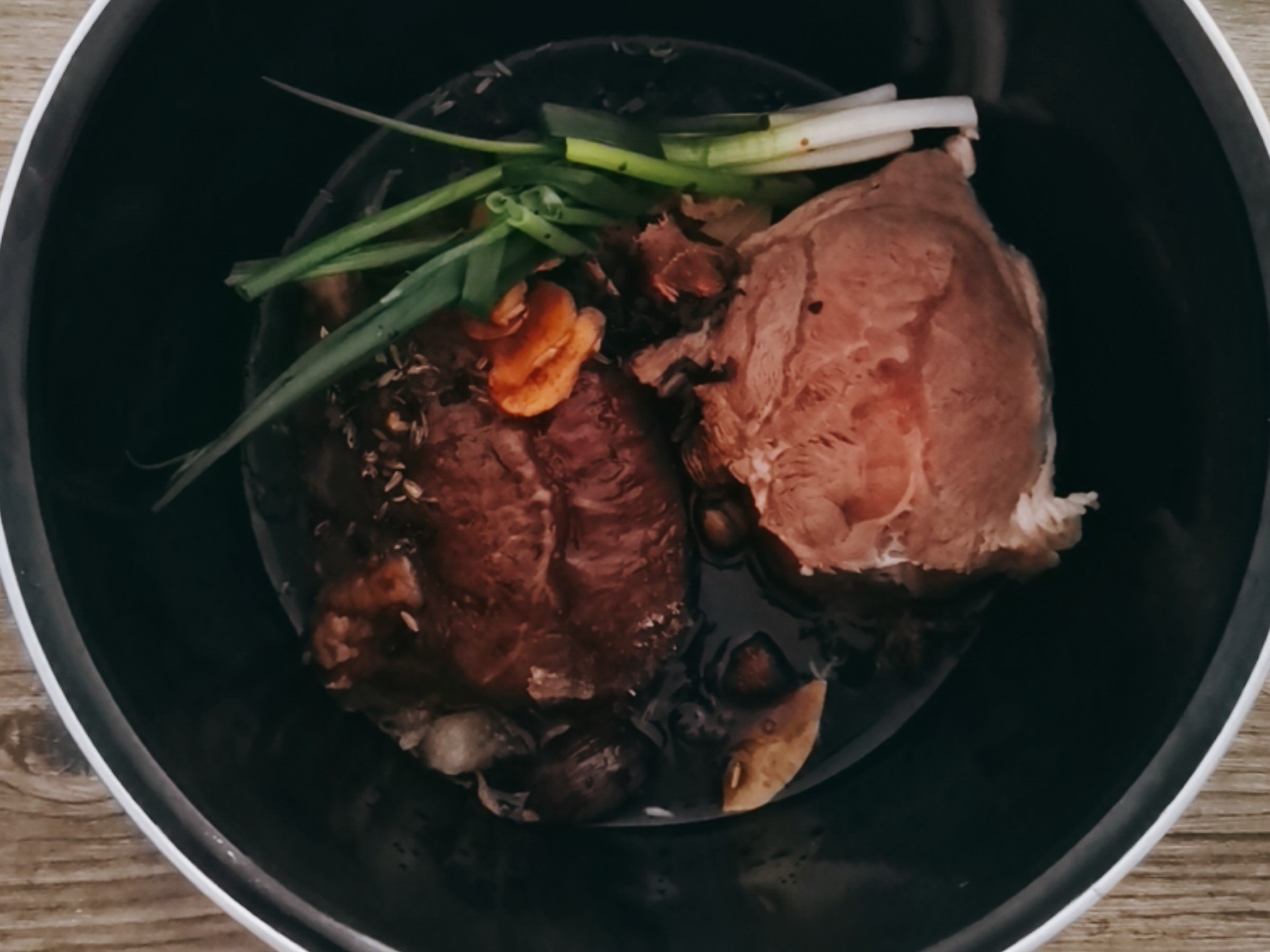 大口喝酒,大口吃肉,水滸醬牛肉客官嘗嘗看?的做法-咸鮮味醬菜譜-易網健康養生網 大口喝酒,大口吃肉,水滸醬牛肉客官嘗嘗看?的做法-咸鮮味醬菜譜