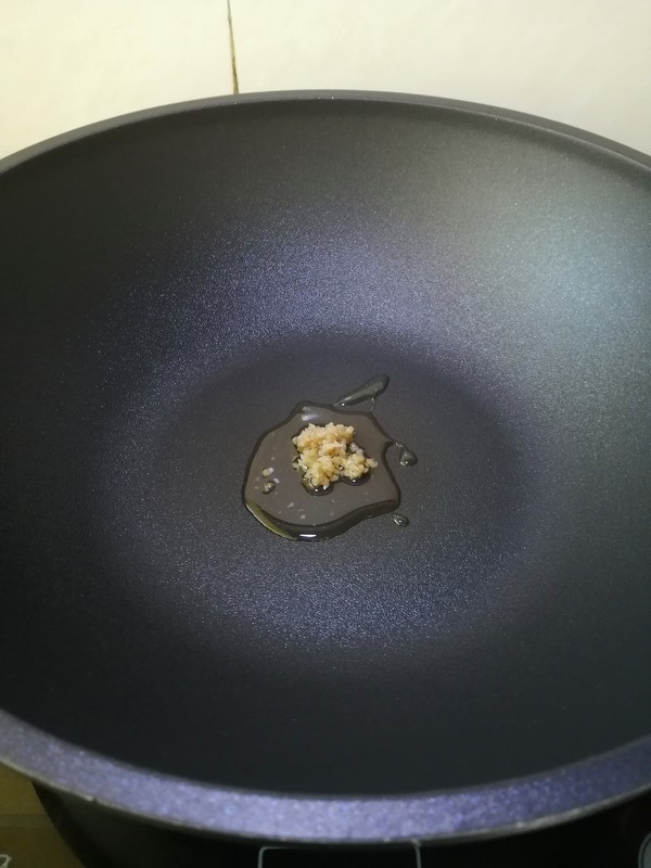 簡(jiǎn)簡(jiǎn)單單也不失美味~~木耳炒肉絲的做法-家常味炒菜譜