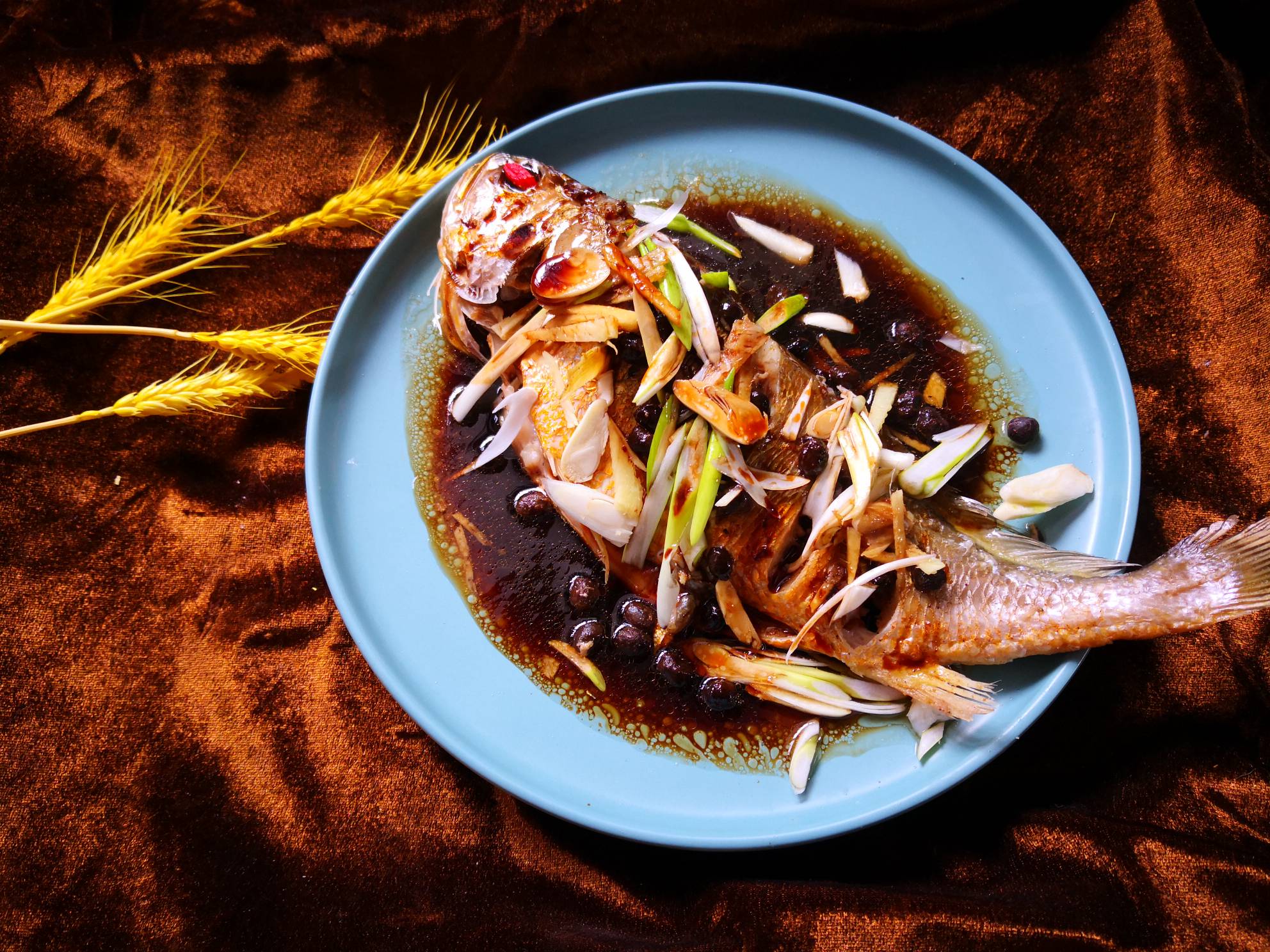 豆豉黃花魚的做法-豆瓣味蒸菜譜-易網健康養生網 豆豉黃花魚的做法-豆瓣味蒸菜譜