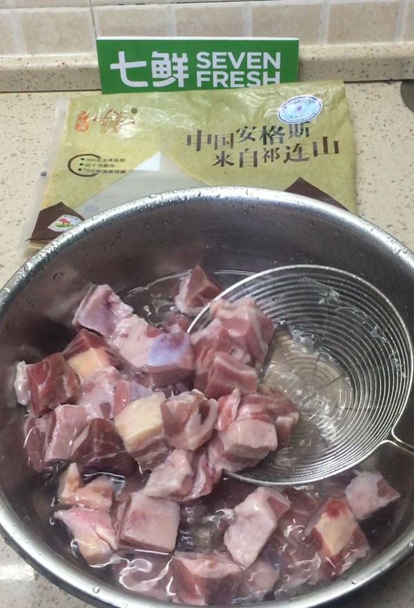 番茄牛腩鍋的做法-酸甜味燉菜譜-易網(wǎng)<a href=http://www.jjkd2019.cn/ target=_blank class=infotextkey>健康養(yǎng)生</a>網(wǎng) 番茄牛腩鍋的做法-酸甜味燉菜譜
