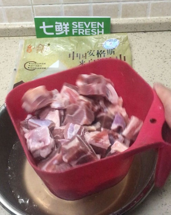 番茄牛腩鍋的做法-酸甜味燉菜譜-易網(wǎng)健康養(yǎng)生網(wǎng) 番茄牛腩鍋的做法-酸甜味燉菜譜