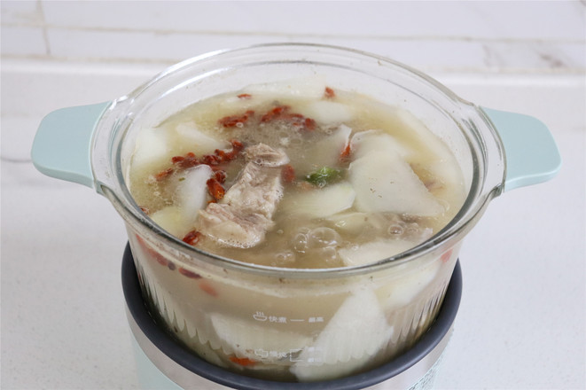 羊蝎子燉蘿卜的做法-家常味燉菜譜-易網(wǎng)健康養(yǎng)生網(wǎng) 羊蝎子燉蘿卜的做法-家常味燉菜譜