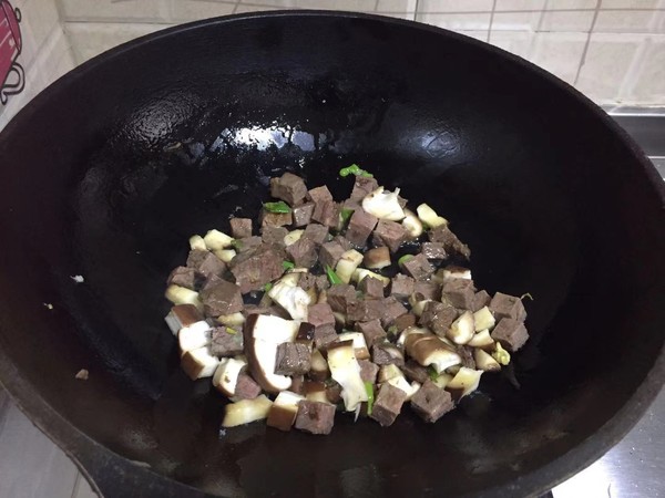 四喜豆腐包的做法-咸鮮味蒸菜譜-易網(wǎng)健康養(yǎng)生網(wǎng) 四喜豆腐包的做法-咸鮮味蒸菜譜