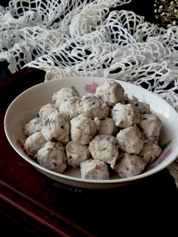 自制兩種火鍋肉丸，真材實料看得見！的做法-咸鮮味煮菜譜