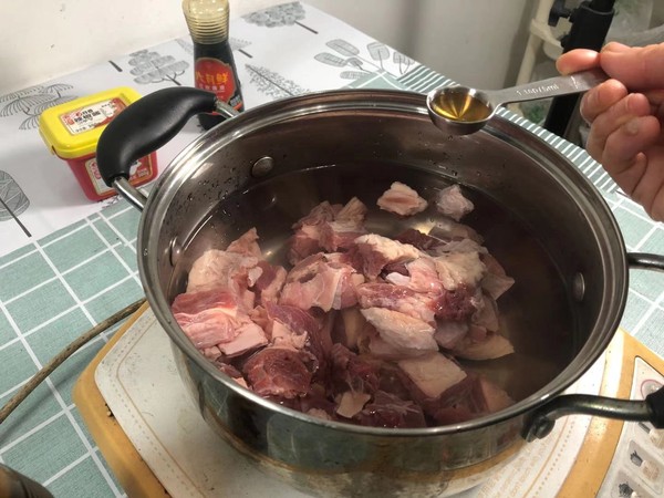 #年味食足#西紅柿土豆燉牛腩的做法-五香味燉菜譜-易網(wǎng)健康養(yǎng)生網(wǎng) #年味食足#西紅柿土豆燉牛腩的做法-五香味燉菜譜