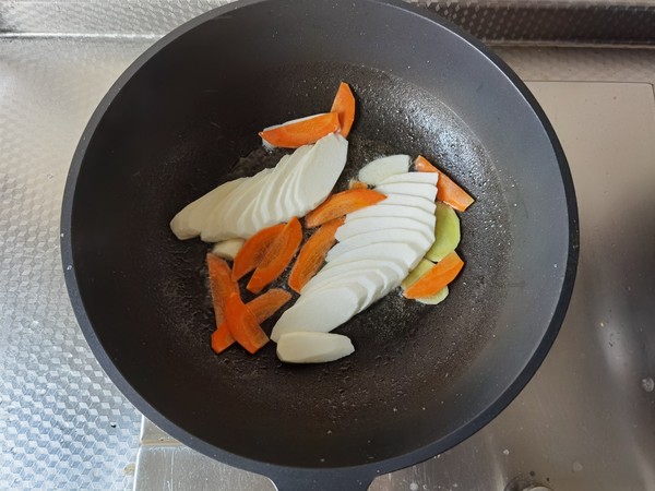爽脆胡蘿卜山藥炒木耳的做法-咸鮮味炒菜譜-易網(wǎng)健康養(yǎng)生網(wǎng) 爽脆胡蘿卜山藥炒木耳的做法-咸鮮味炒菜譜