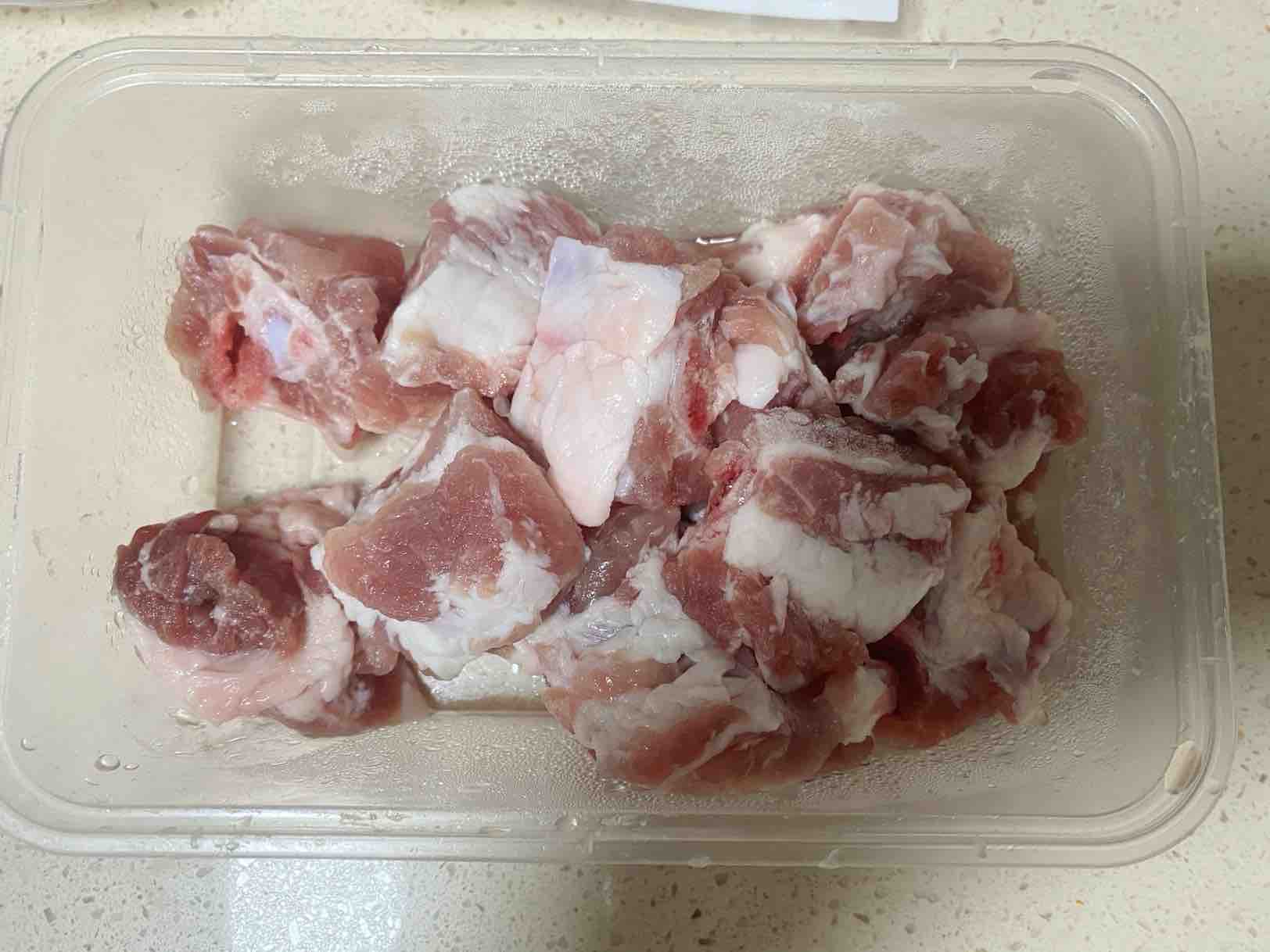 蒜香骨(少油版)的做法-咸鮮味煎菜譜-易網(wǎng)<a href=http://www.jjkd2019.cn/ target=_blank class=infotextkey>健康養(yǎng)生</a>網(wǎng) 蒜香骨(少油版)的做法-咸鮮味煎菜譜