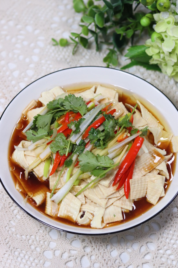 沖油豆腐皮的做法-家常味煮菜譜
