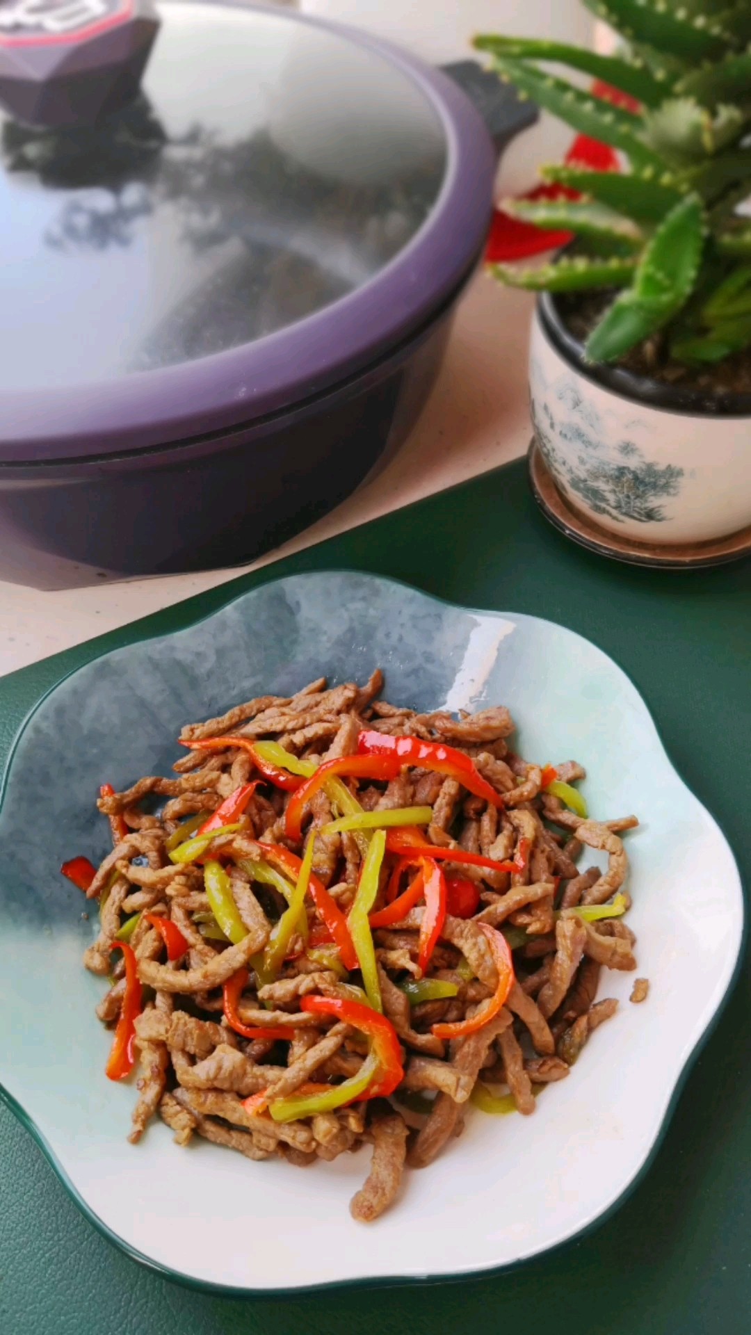牛年大吉吃牛肉,牛氣沖天就是牛的做法-香辣味炒菜譜-易網健康養生網 牛年大吉吃牛肉,牛氣沖天就是牛的做法-香辣味炒菜譜
