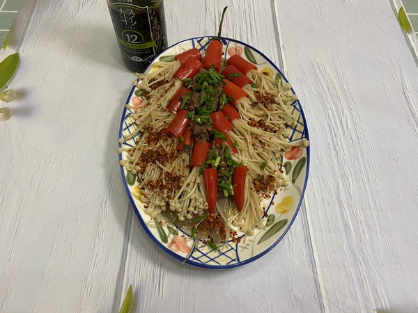#年味食足#鞭炮牛肉金針菇的做法-香辣味蒸菜譜